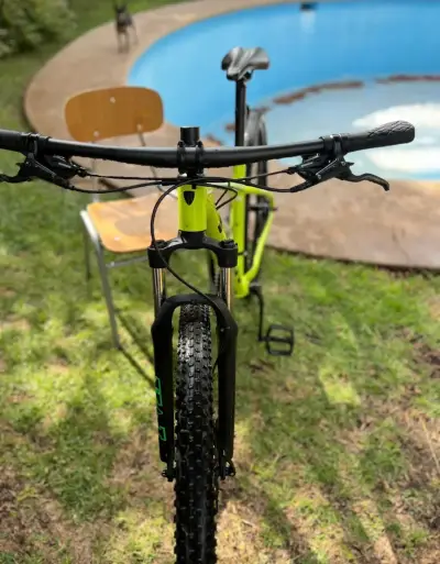 Bicicleta Trek de montaña color verde - miniatura 2