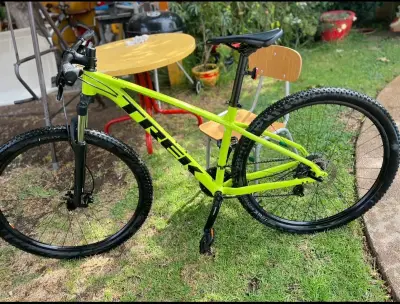 Bicicleta Trek de montaña color verde - miniatura 3