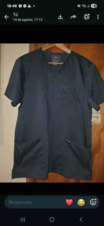 uniformes médicos de varios colores - miniatura 2