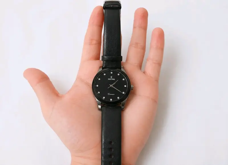 Reloj Festina Negro con Correa de Cuero - 2