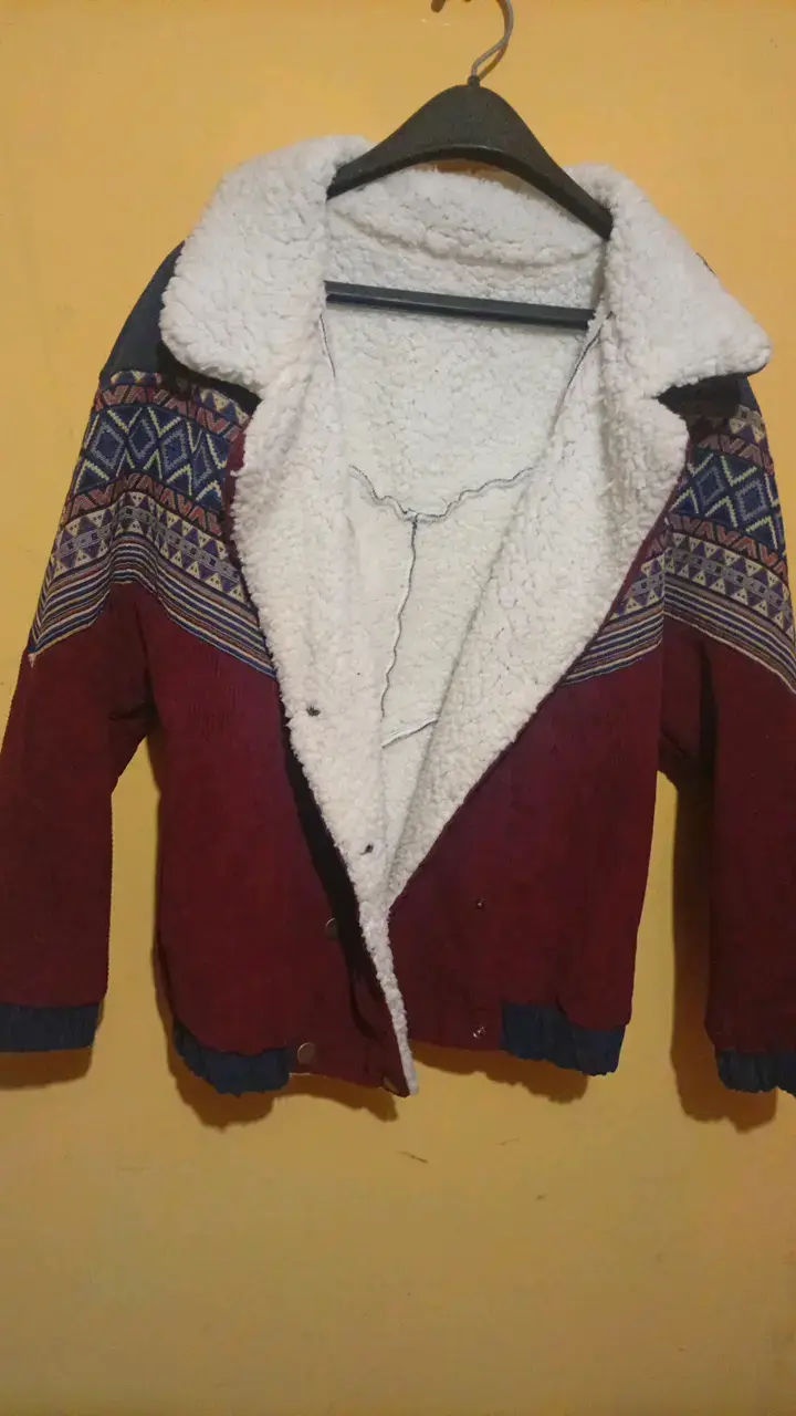 Chaqueta de lana con diseño étnico y forro polar - 3