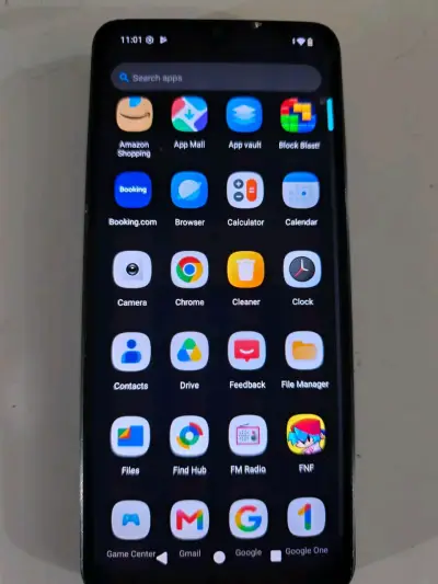 Smartphone Xiaomi Redmi con pantalla grande - miniatura 1