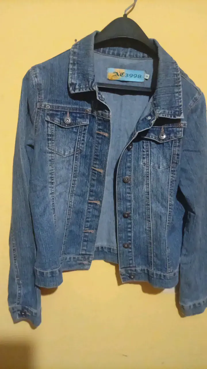 Chaqueta de mezclilla con girasoles pintados a mano - 4