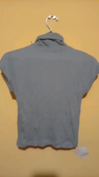 Polera cuello alto gris Zara para mujer - miniatura 3