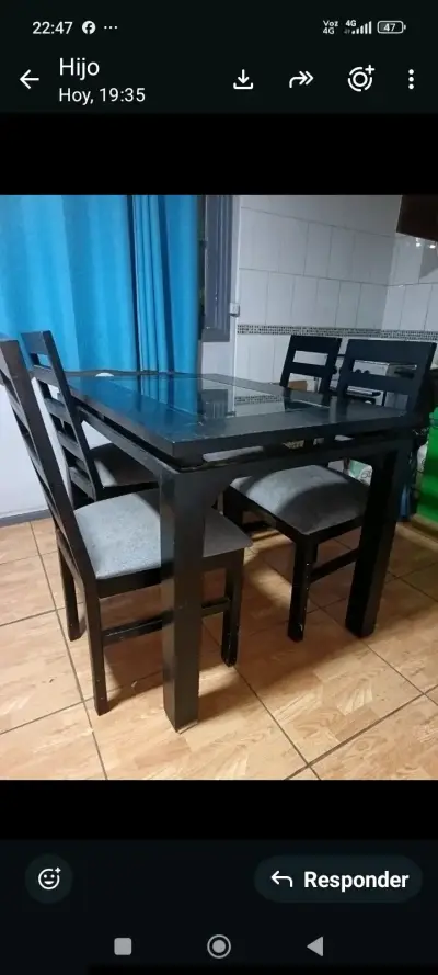 Juego de comedor negro con vidrio para 4 personas - miniatura 3