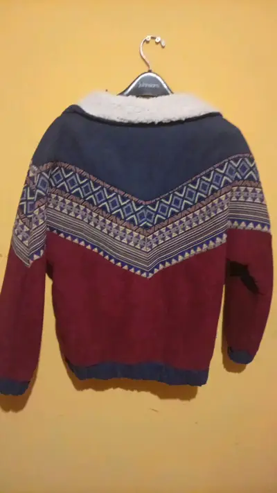 Chaqueta de lana con diseño étnico y forro polar - miniatura 5