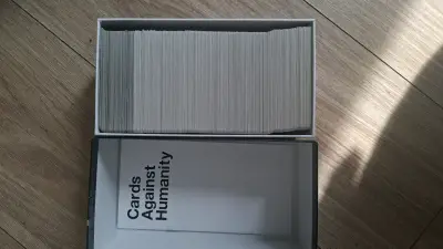 Juego de cartas Cards Against Humanity - miniatura 2