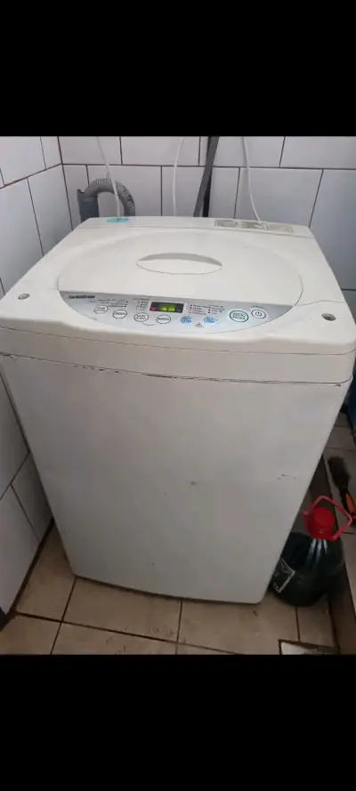 Lavadora TurboDrum carga superior en buen estado - miniatura 4