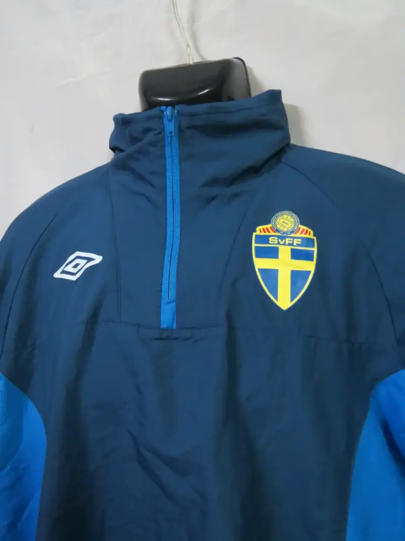 Chaqueta deportiva Umbro SUECIA TALLA M FUTBOL - 4