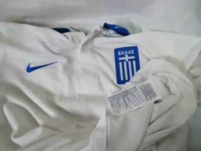 Polera de fútbol Nike Grecia blanca TALLA M - miniatura 6