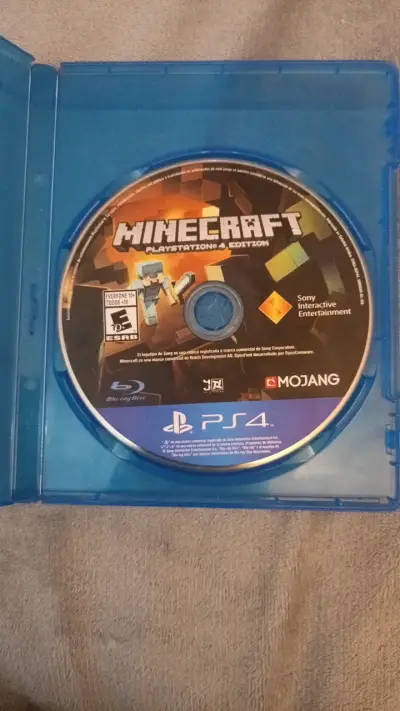 Minecraft PlayStation 4 Edition en Blu-ray - miniatura 1