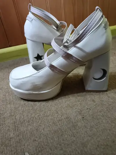 Zapatos de plataforma blancos - miniatura 2