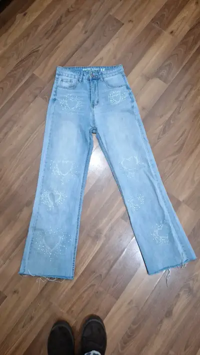 Jeans de niña con diseño de brillos talla 14 - miniatura 1