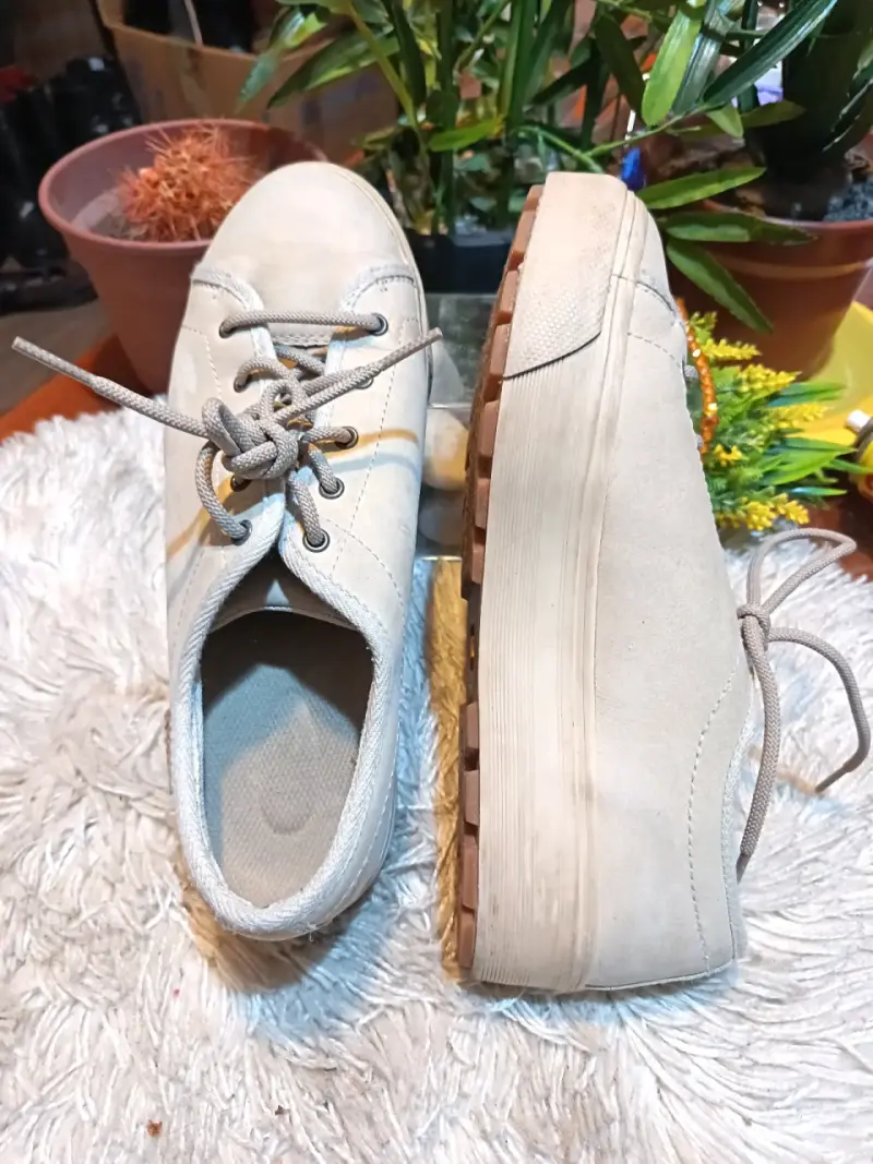 Zapatillas casuales beige para hombre - 2
