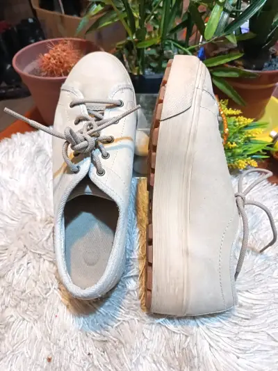 Zapatillas casuales beige para hombre - miniatura 2
