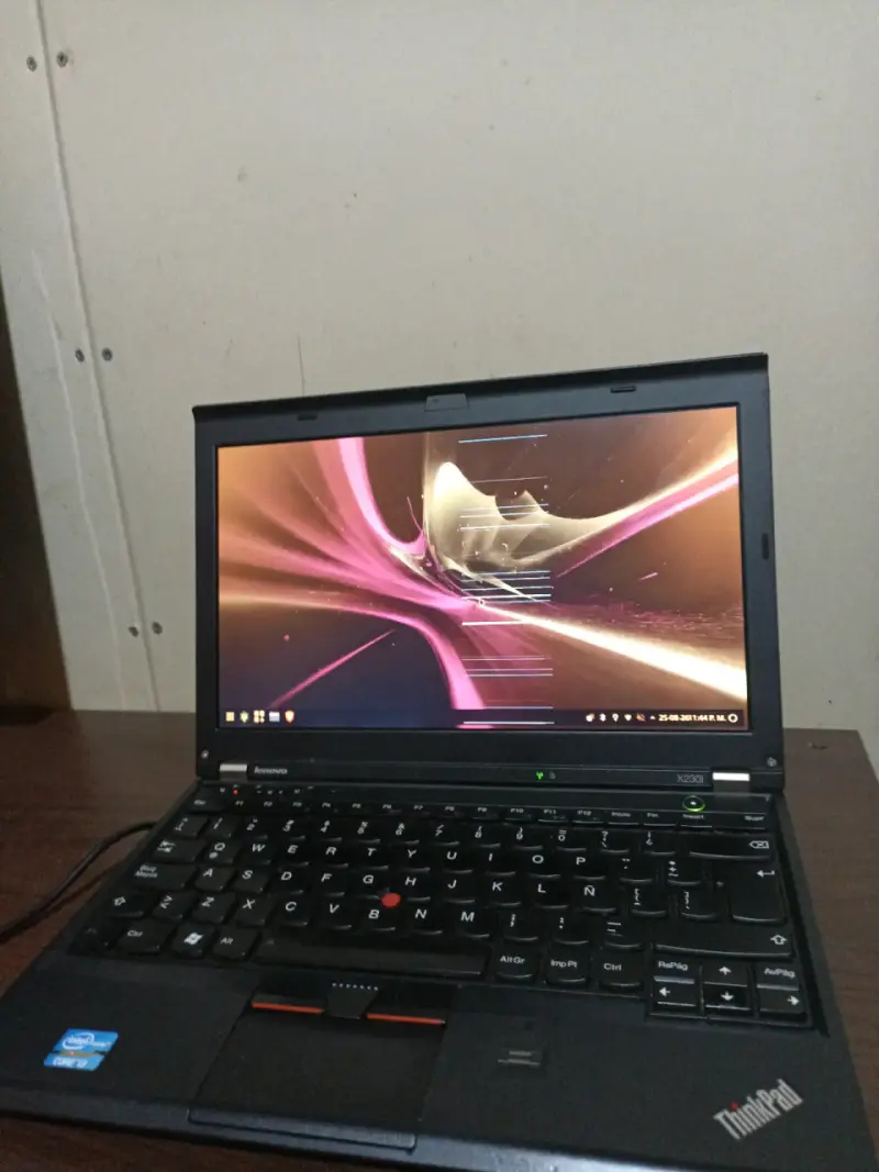 Laptop Lenovo ThinkPad X230i - 4