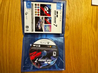 Juego PS5 Gran Turismo 7 con Steelbook - miniatura 2