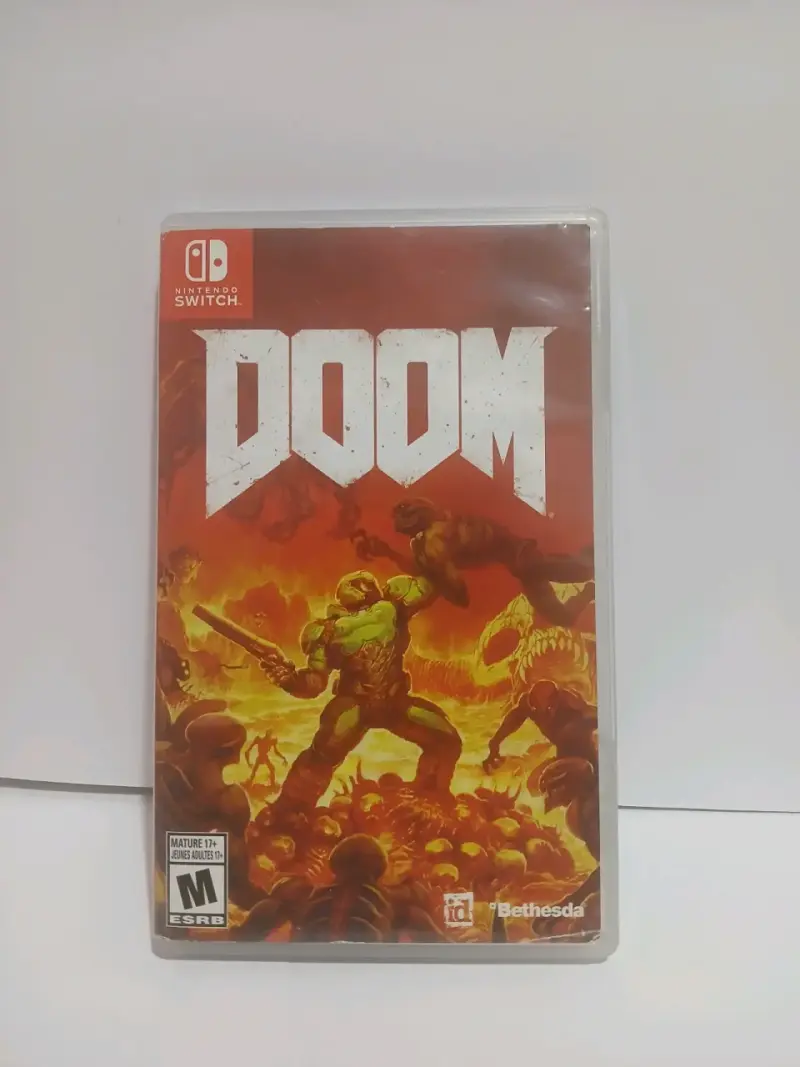 Juego Doom para Nintendo Switch en buen estado - 1