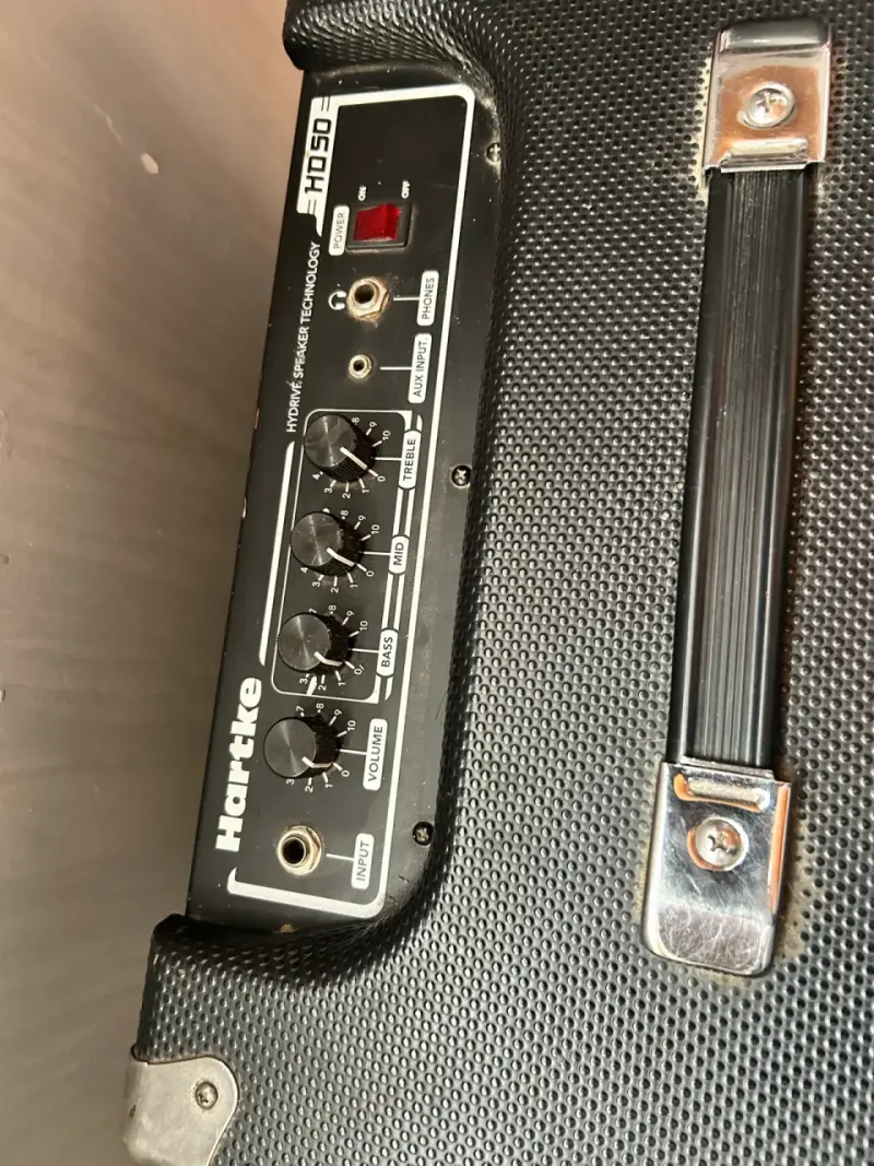 Amplificador de Bajo Hartke HD50 50W - 3