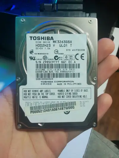 HDD Toshiba 320GB MK3263GSX - miniatura 1
