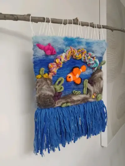 Tapiz decorativo de lana con peces y corales - miniatura 3