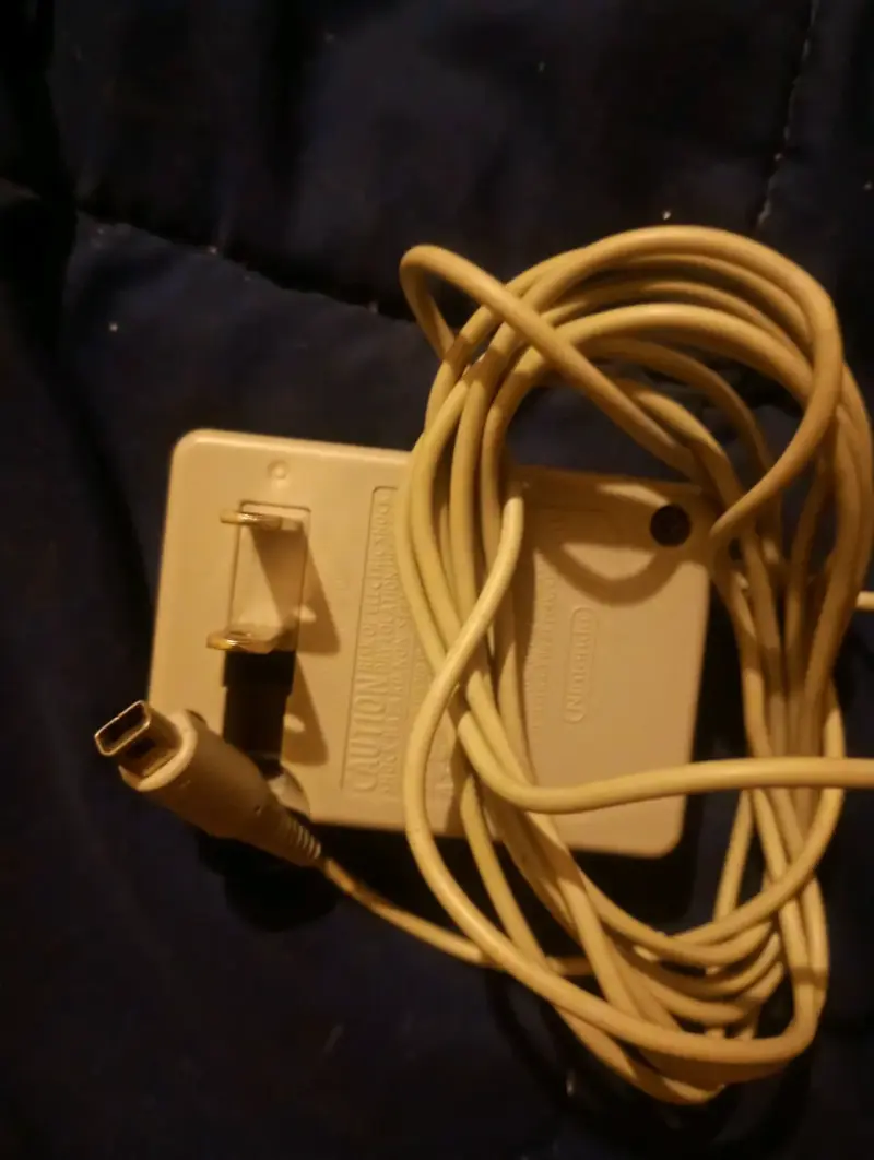 Adaptador de corriente AC 4.6V 900mA - 2
