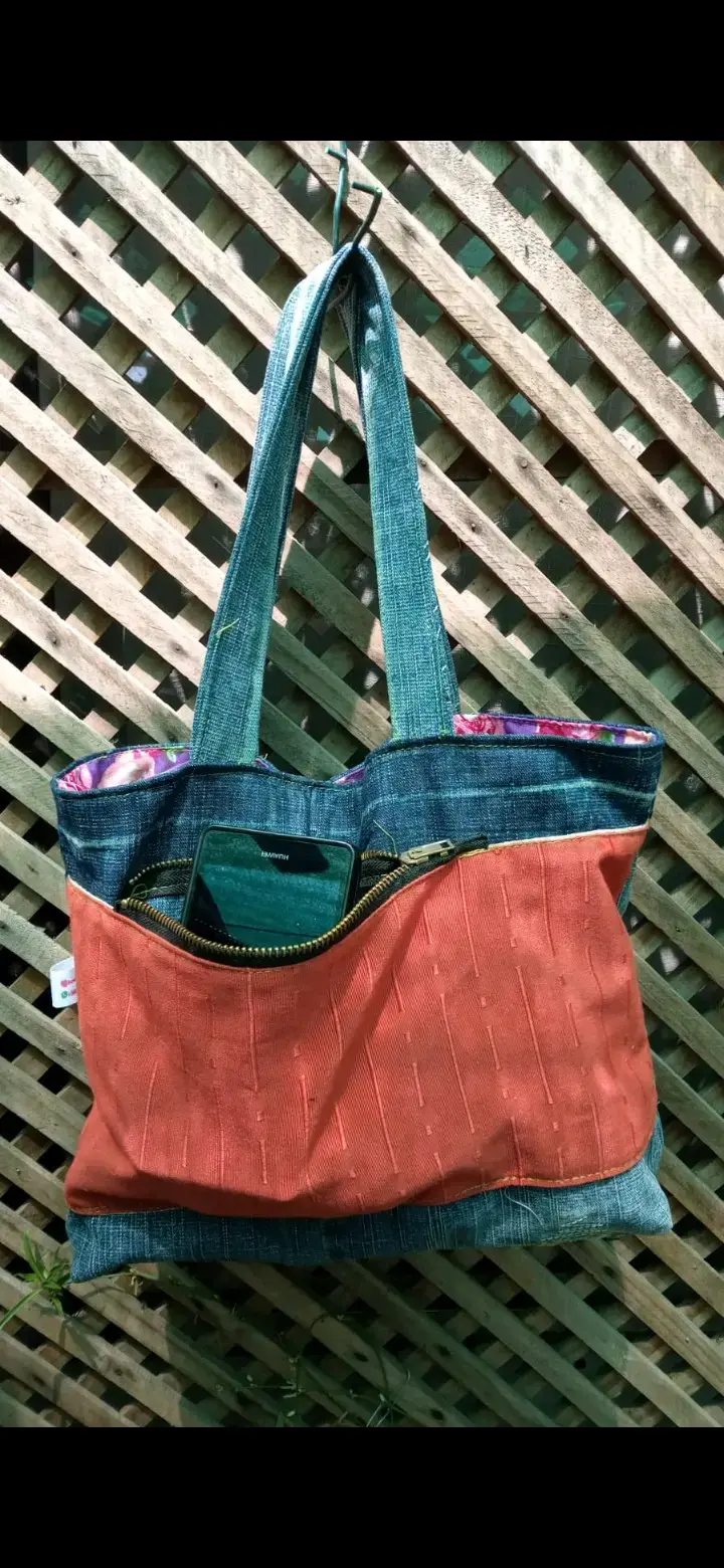 Bolso ecológico de mezclilla y tela reciclada - 3