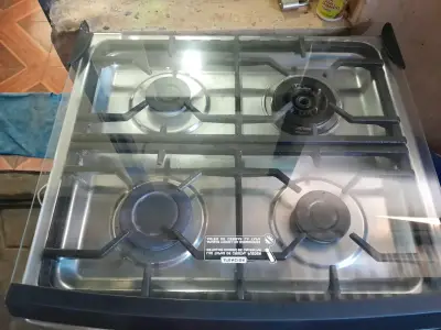 Cocina fensa a gas de 4 quemadores - miniatura 1