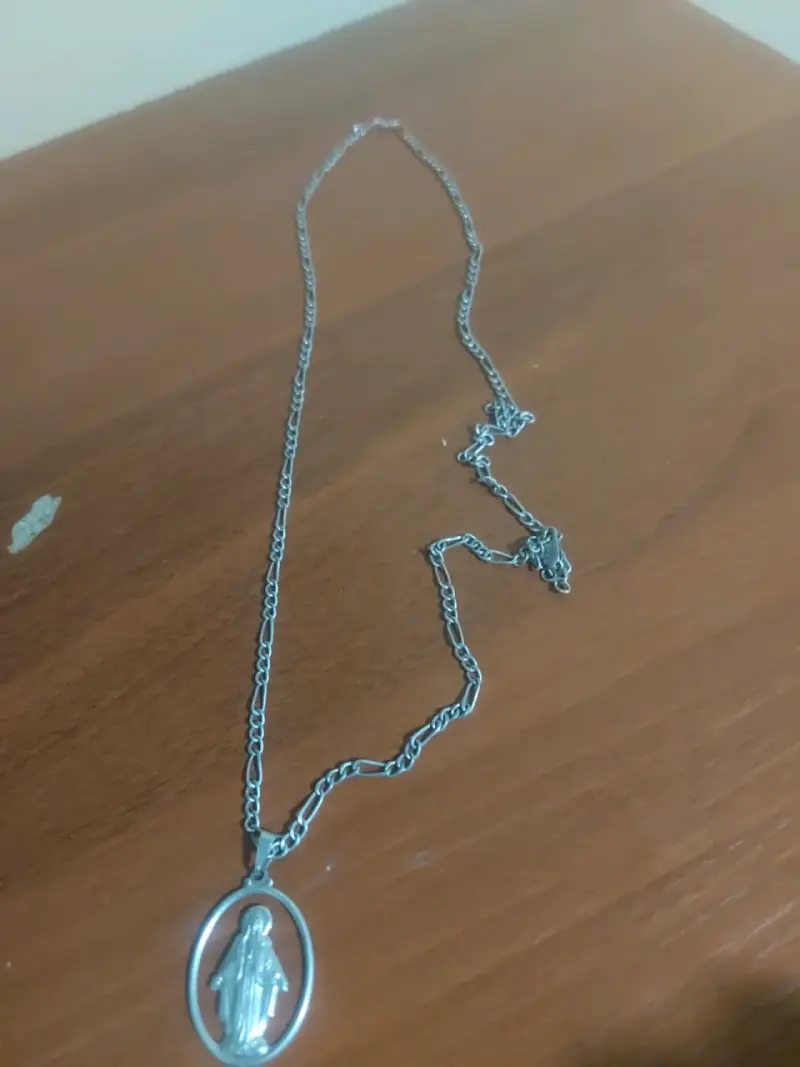 Collar de cadena con medalla religiosa - 2