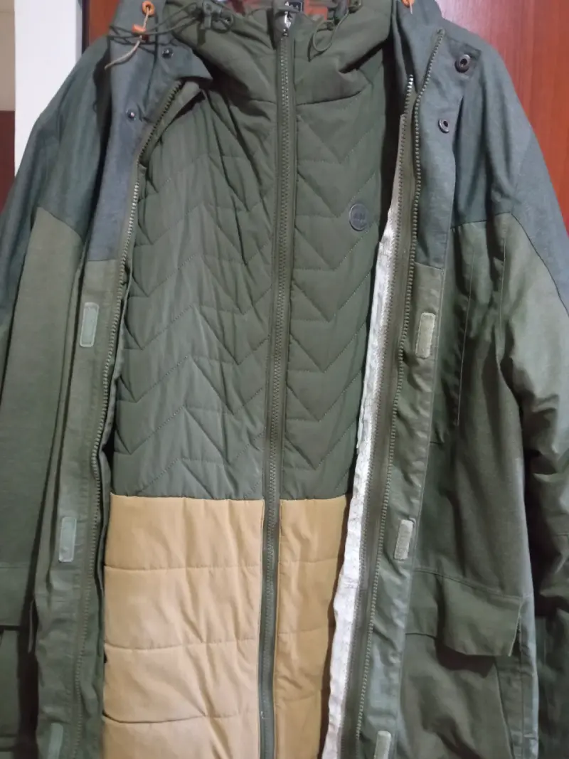 Chaqueta impermeable verde Haka Honu - 3