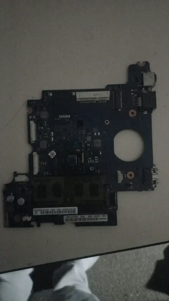 Placa madre para laptop en buen estado