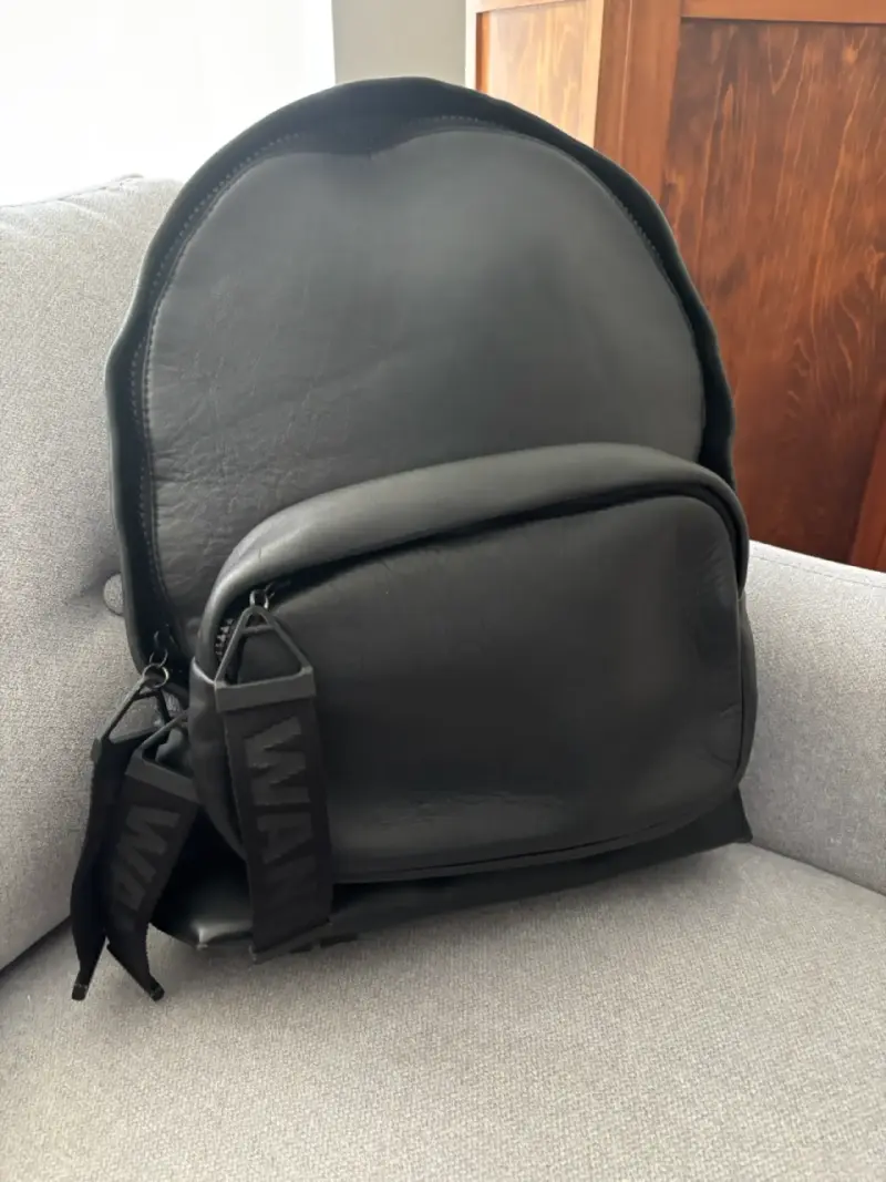 Mochila negra de cuero Alexander Wang x H&M - 1