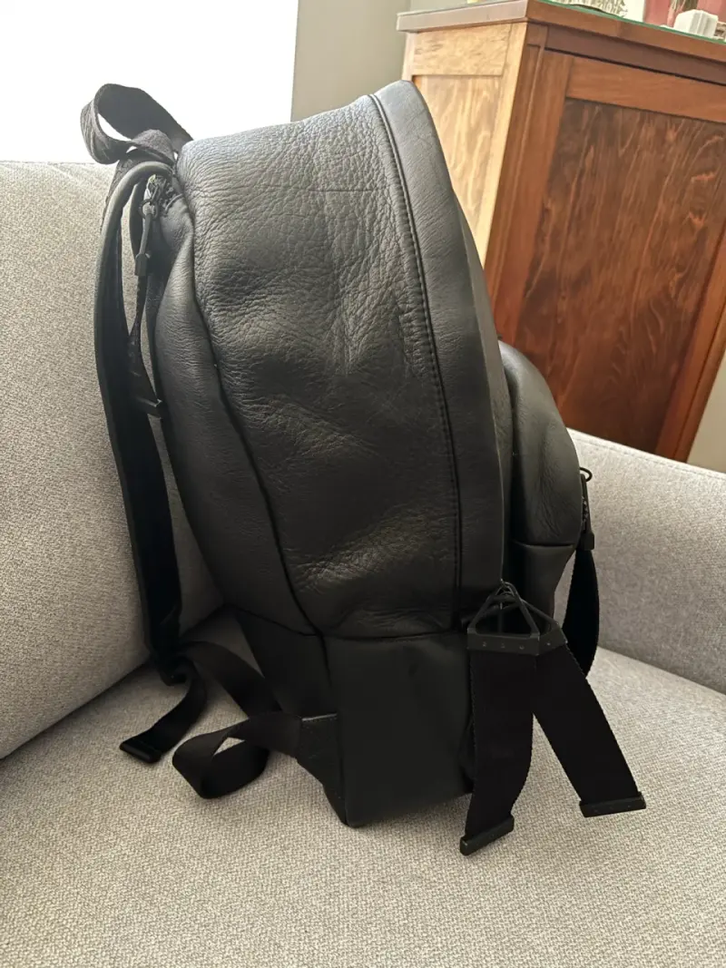 Mochila negra de cuero Alexander Wang x H&M - 2