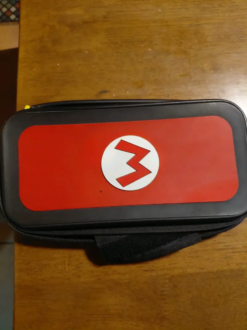 Consola Nintendo Switch con magia - 2