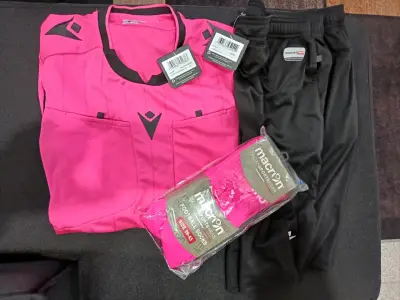 Conjunto deportivo Macron rosa y negro - miniatura 3
