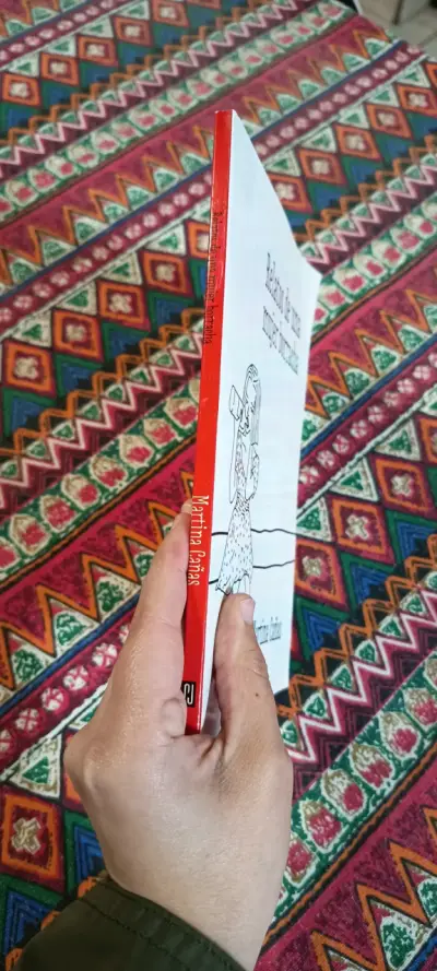 Libro 'Relatos de una mujer borracha' de Martina Cañas - miniatura 3