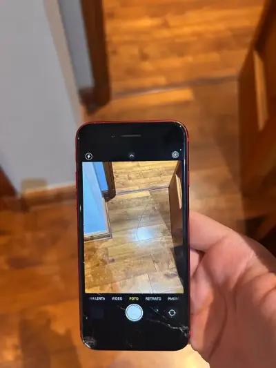 iPhone SE rojo 2020 barato - miniatura 5