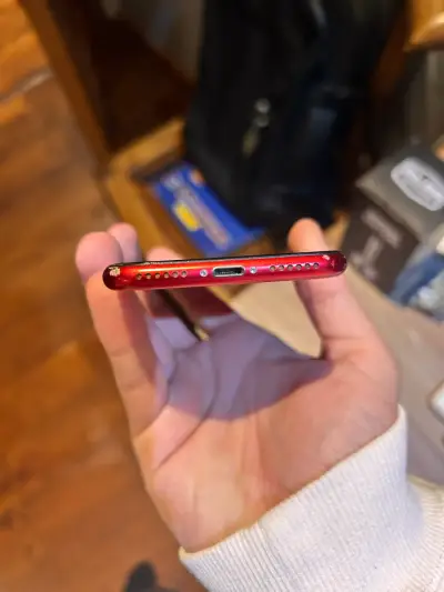 iPhone SE rojo 2020 barato - miniatura 6