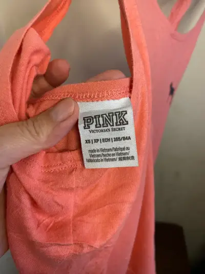 Polera sin mangas coral Pink Victoria's Secret - miniatura 2