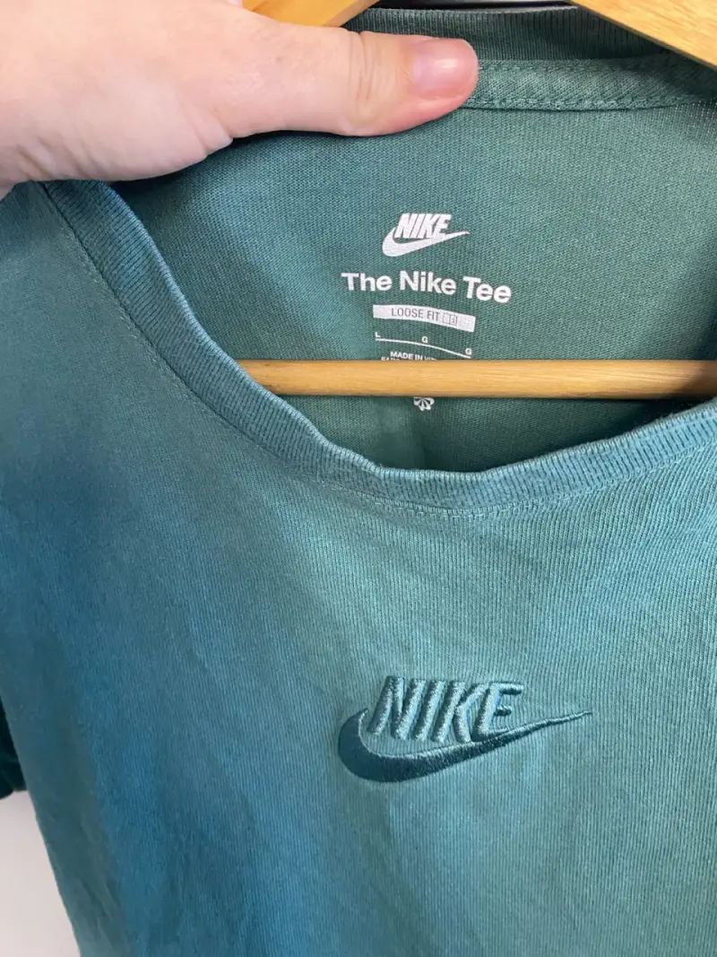 Polera Nike verde para mujer crop - 2