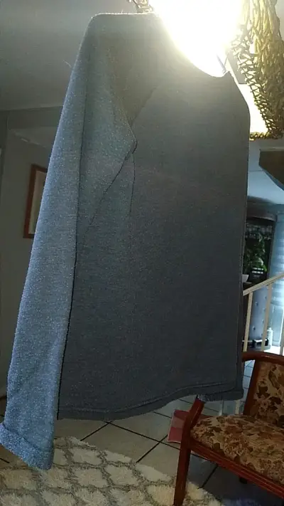 Polerón verde con diseño de invierno para mujer - miniatura 3