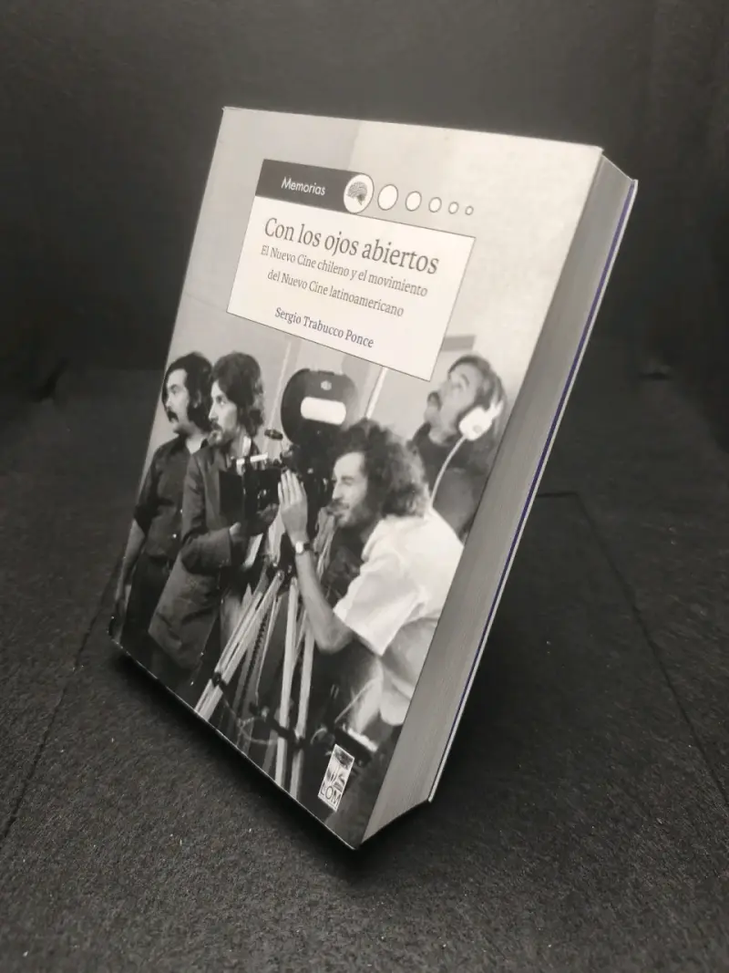 Libro 'Con los ojos abiertos' de Sergio Trabucco Ponce - 3