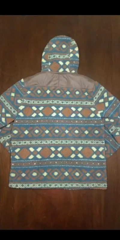 Chaqueta Gnomo con capucha y diseño étnico - miniatura 3