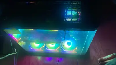 PC Gamer con Procesador Intel i5 y Tarjeta RTX 5060 Ti - miniatura 2