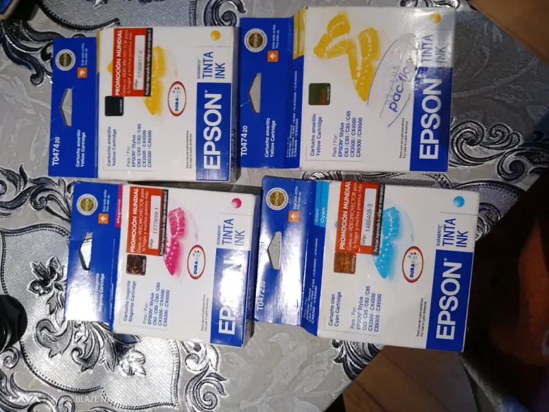 Cartuchos de tinta Epson T047 para impresoras