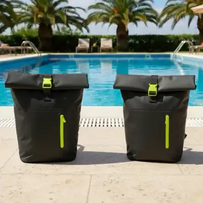 Mochila cooler impermeable 15 litros - miniatura 2
