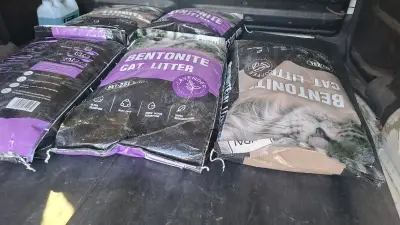 Arena Sanitaria Premium Bentonita para Gatos 20 kg - miniatura 2