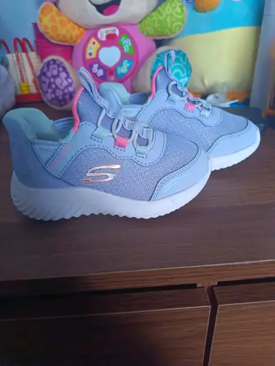 Zapatillas Skechers para niños con luces - miniatura 2