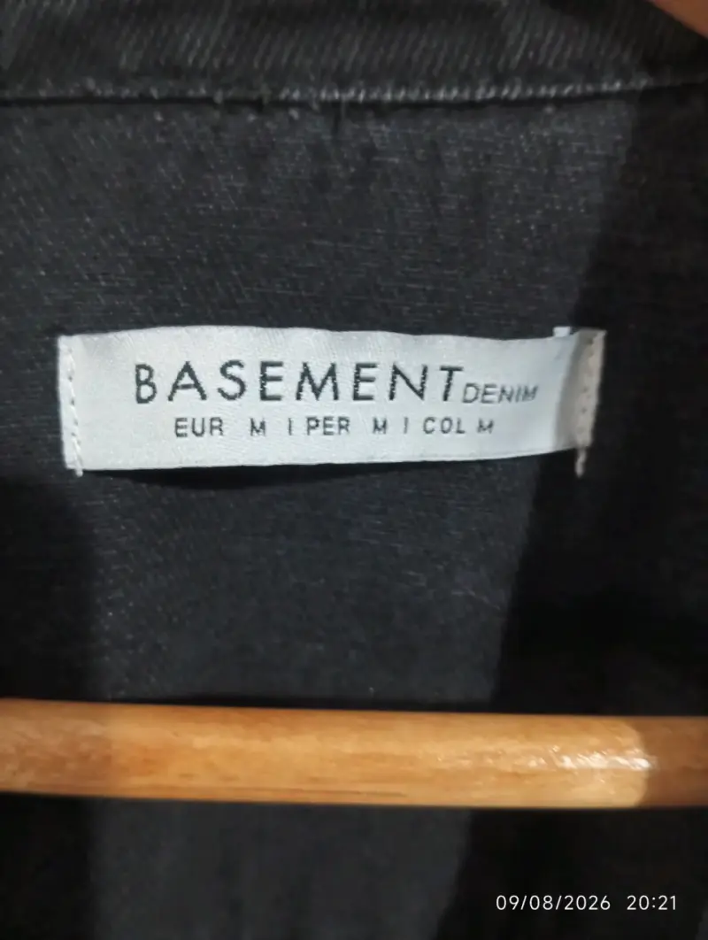 Chaqueta de mezclilla negra Basement - 2