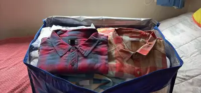 Lote de poleras y camisas de marcas variadas - miniatura 4